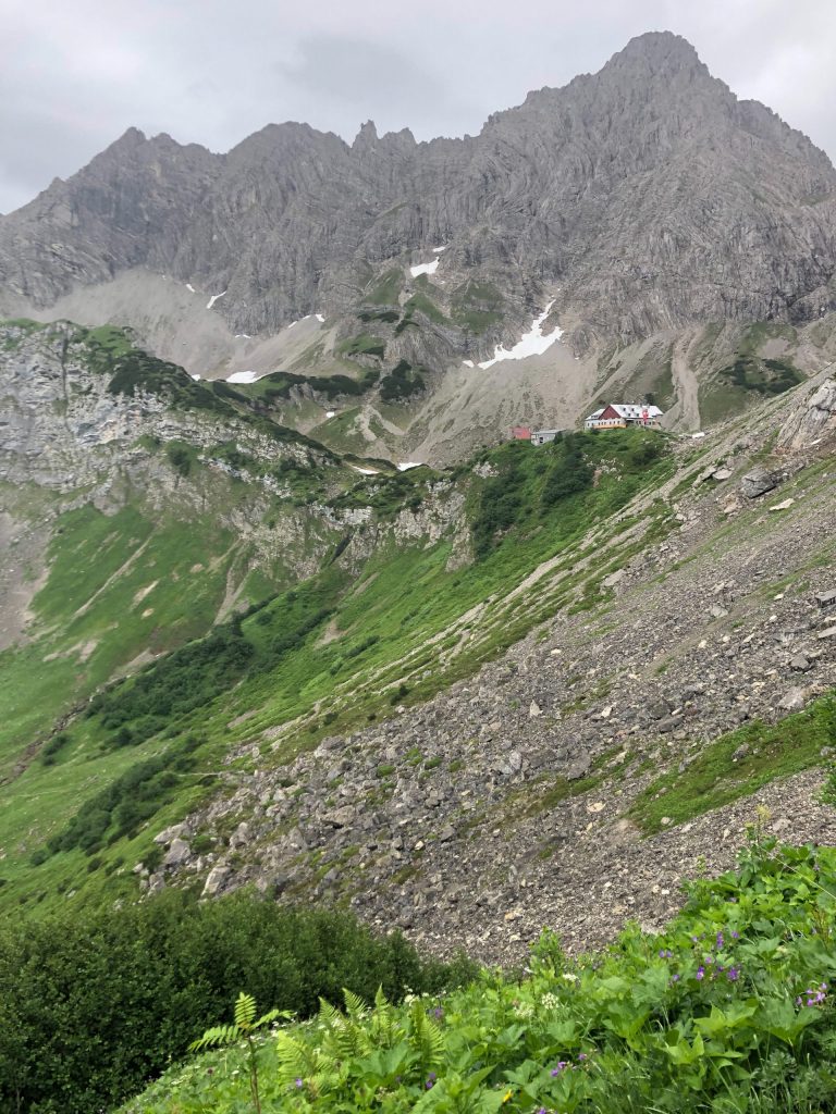 Le refuge Prinz Luitpold dans les Alpes d'Allgäu en Bavière