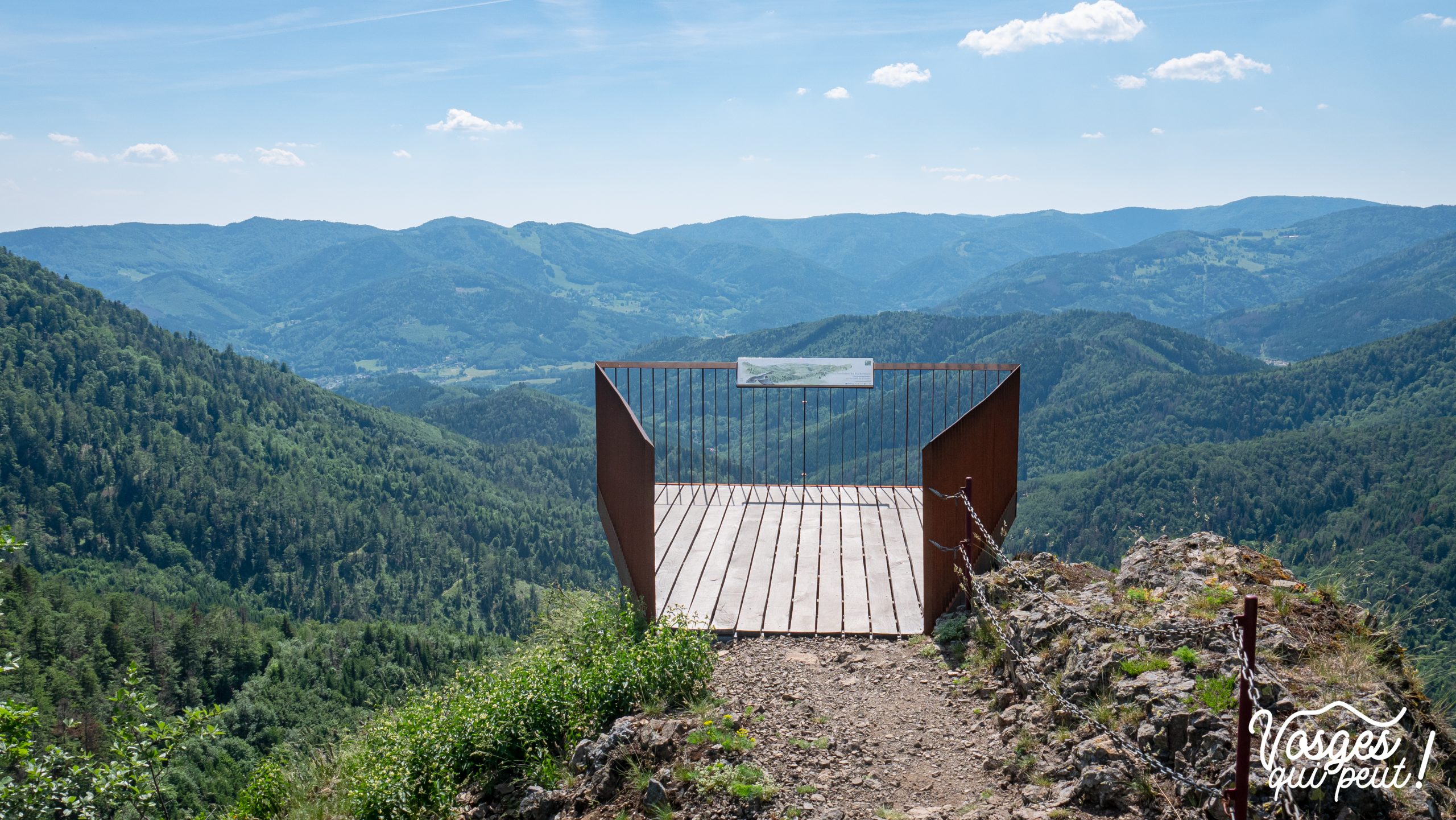 Plateforme panoramique du Fuchsfelsen dans le Massif des Vosges