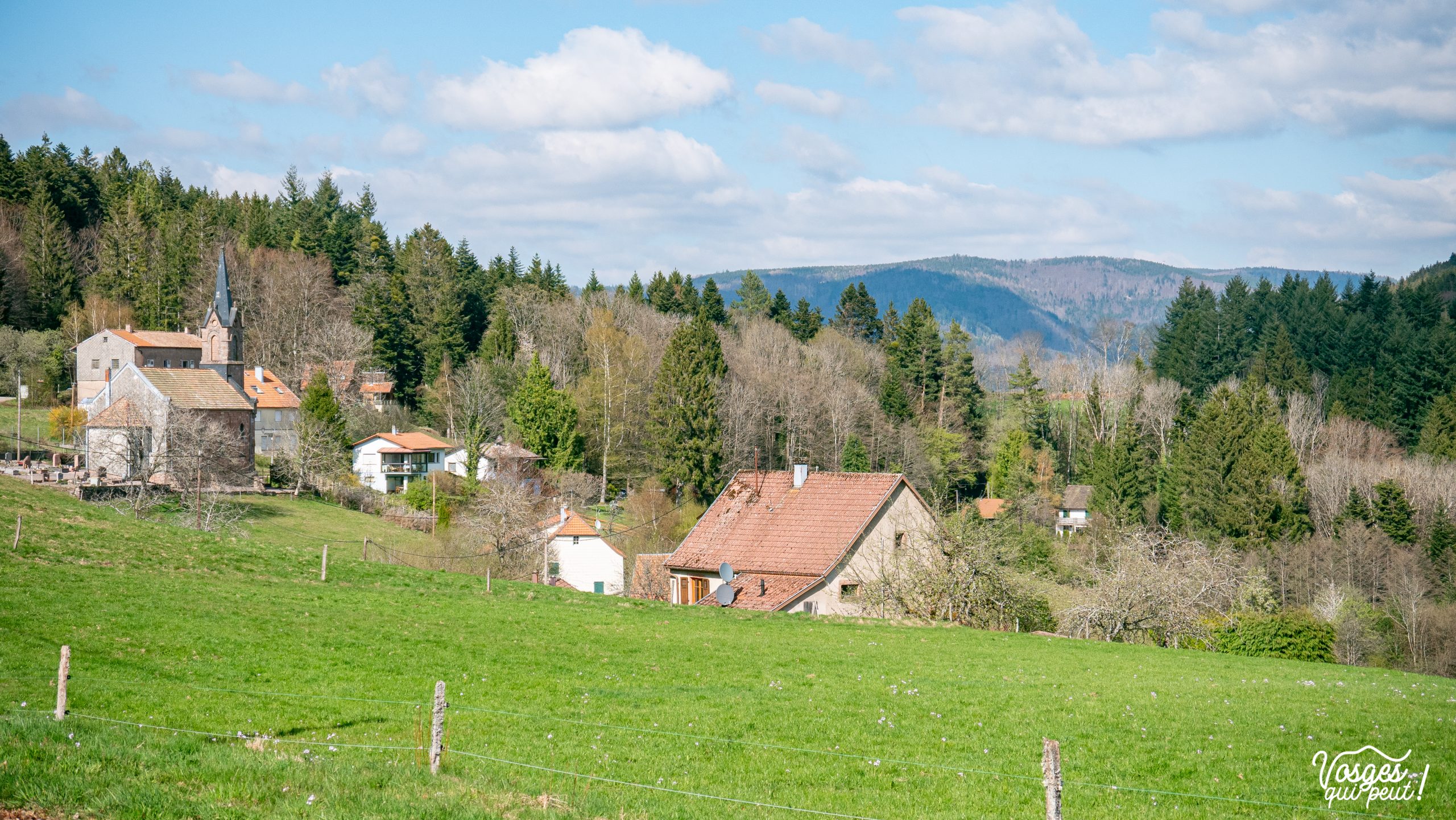 Vue sur le hameau du Climont dans le Massif des Vosges
