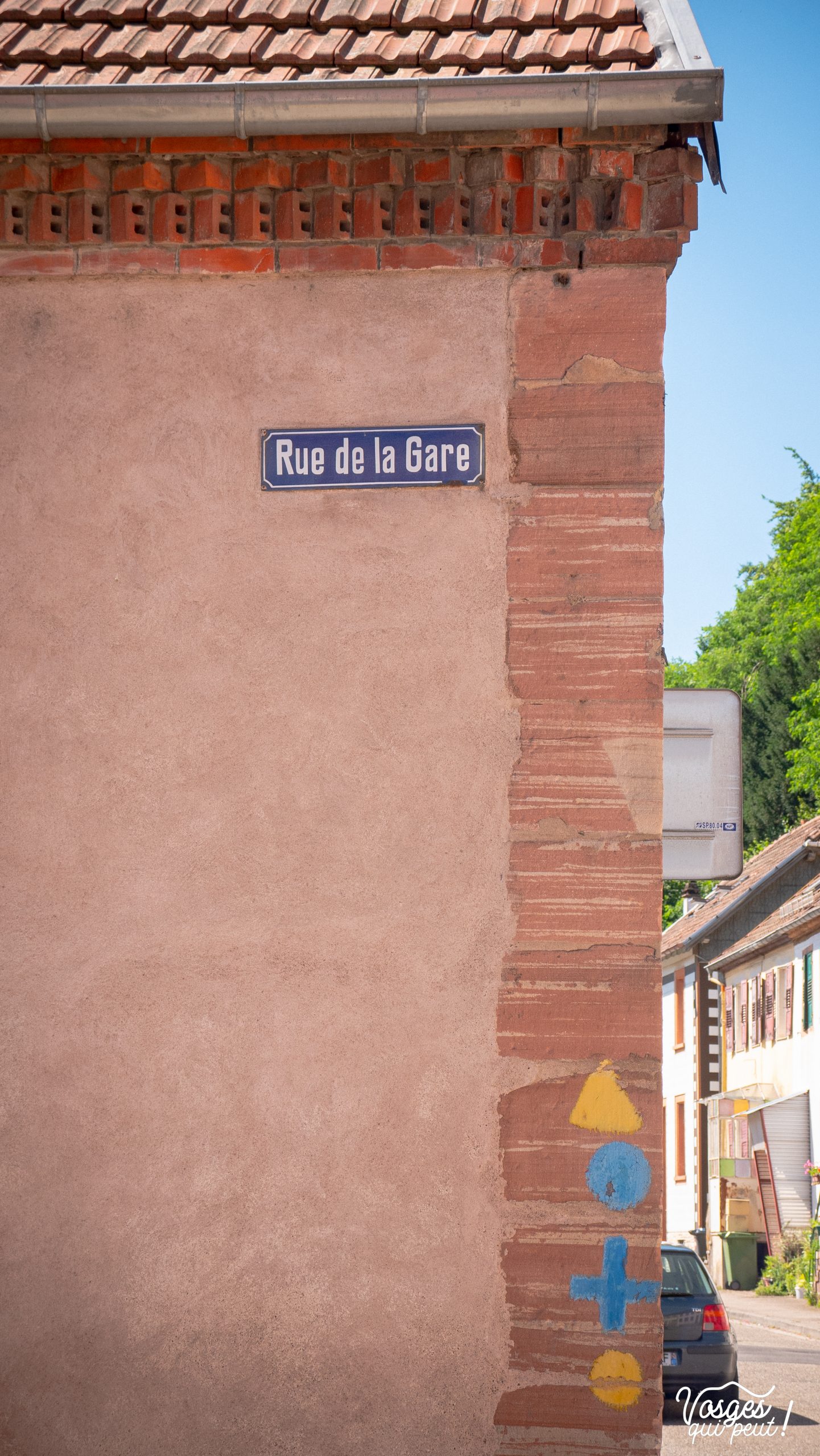 Panneau de rue à Rothau dans le Massif des Vosges
