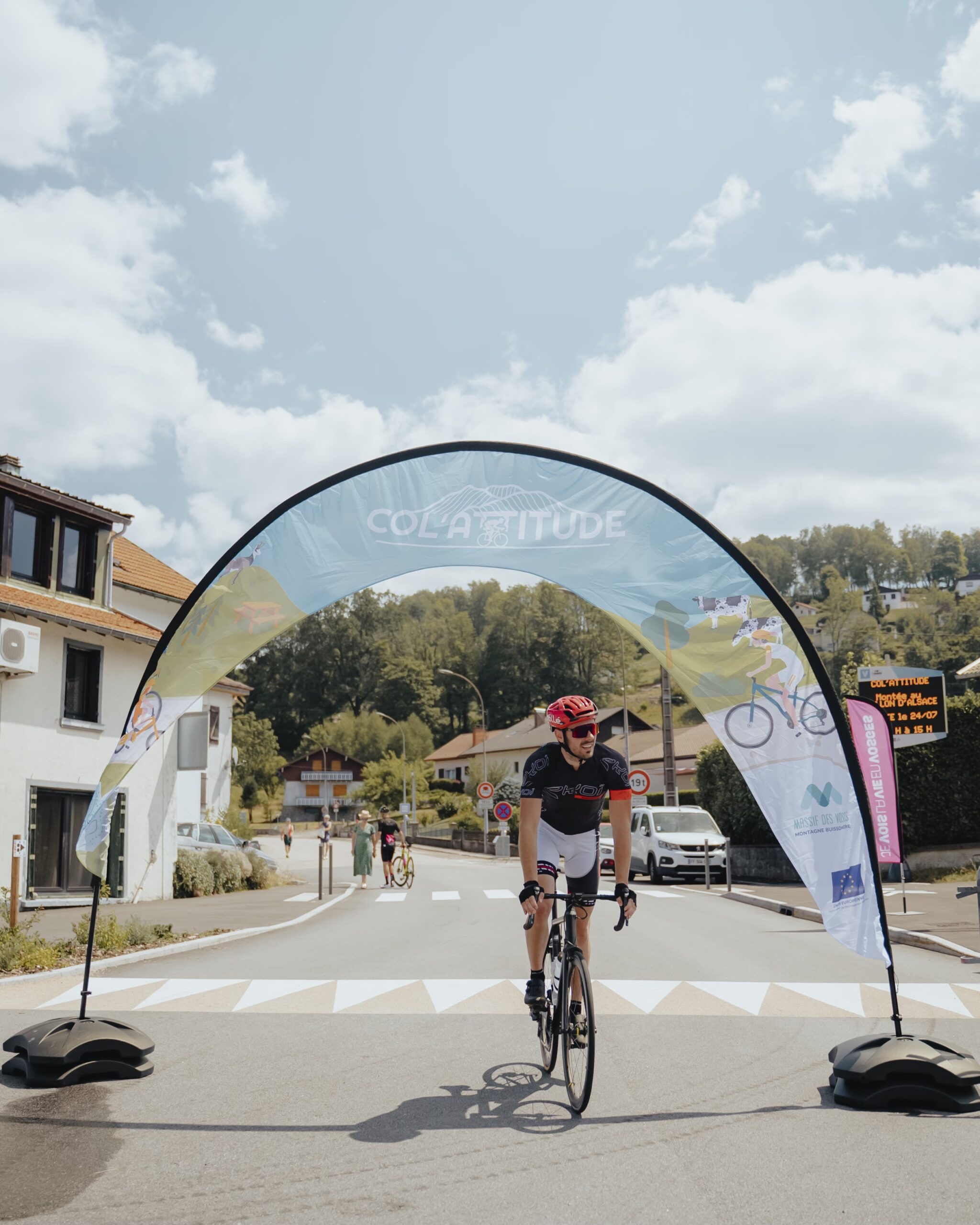 Cycliste lors de l'événement cyclo dans le Massif des Vosges Col'Attitude