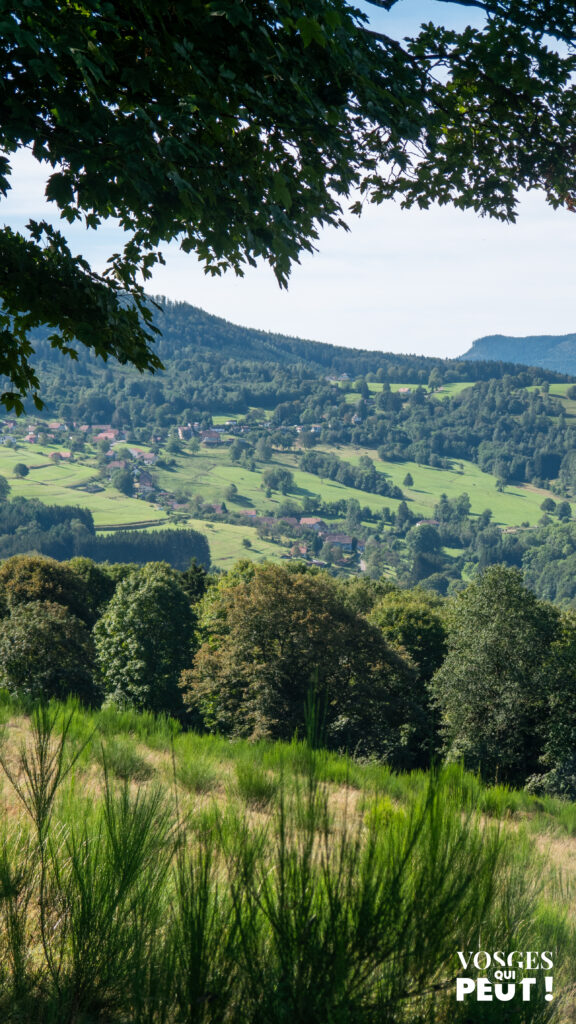 Vue sur le village de Bellefosse dans le Massif des Vosges