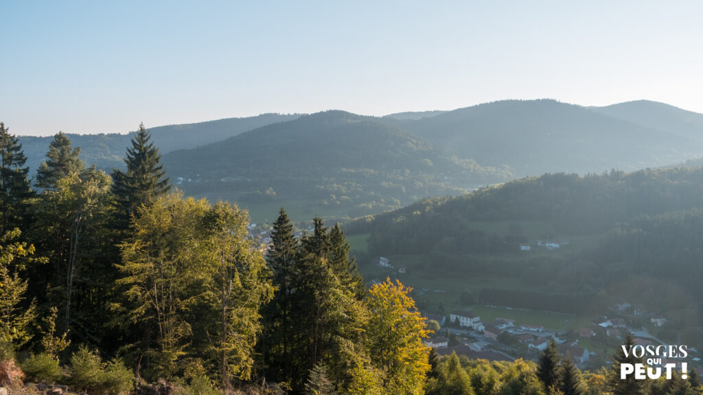 Lever de soleil sur les hauteurs de Plainfaing dans le massif des Vosges