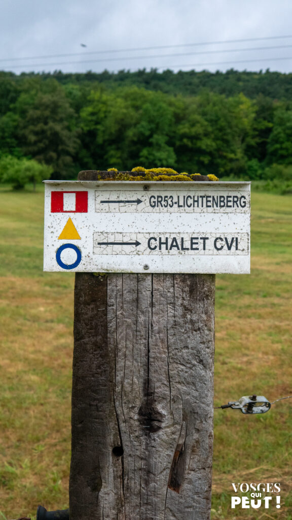 Balisage de randonnée du Club Vosgien dans les Vosges du Nord