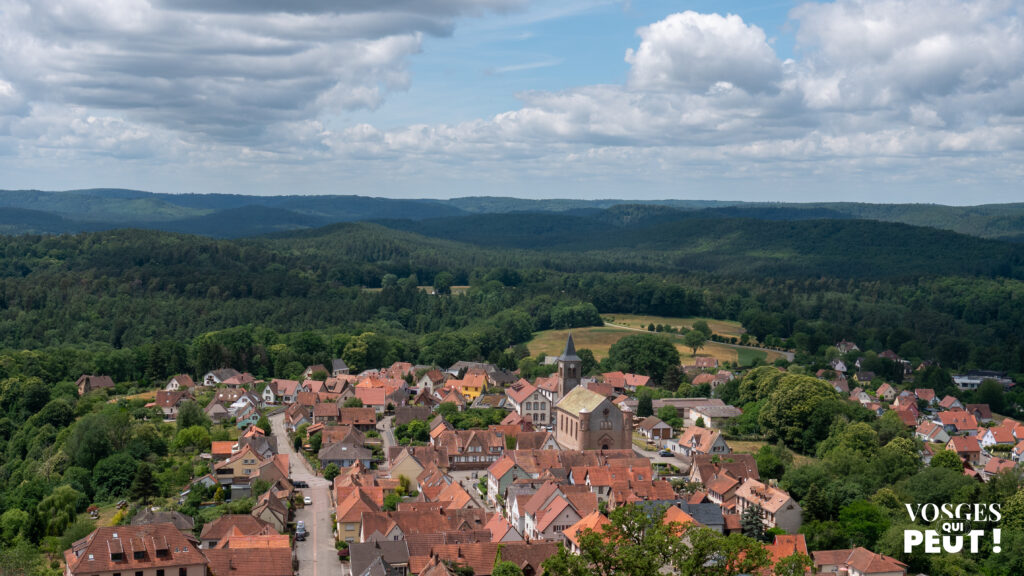Vue sur le village de Lichtenberg depuis le château