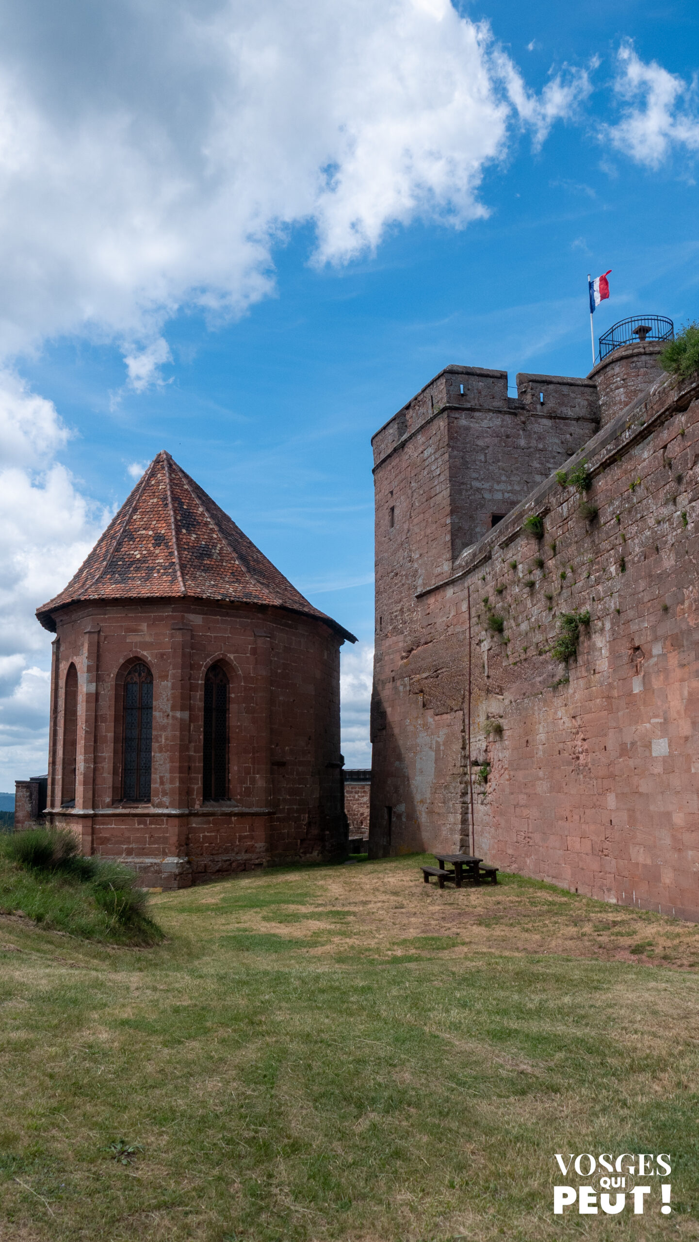 Chapelle et donjon du château de Lichtenberg