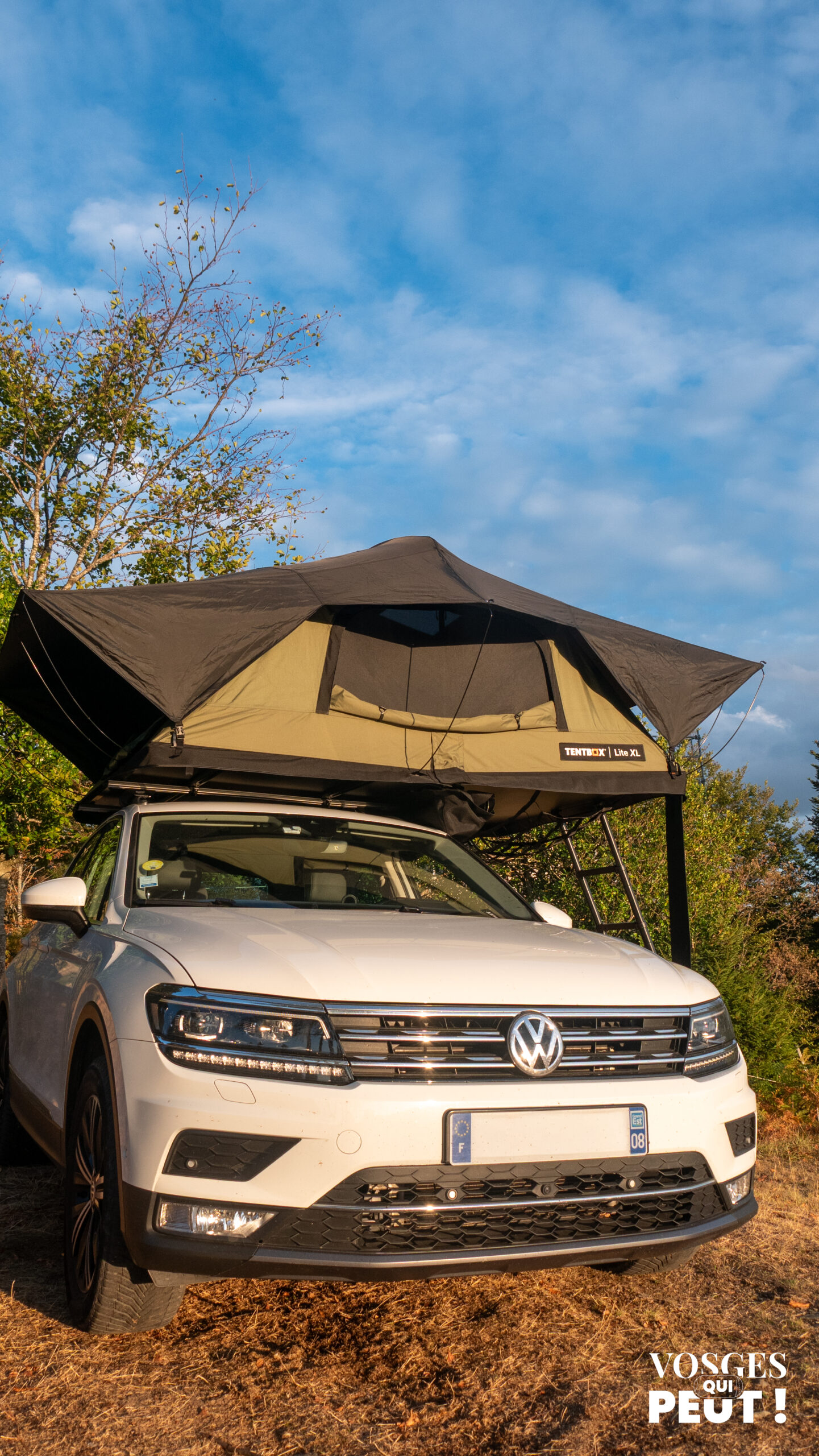 Tente de toit TentBox Lite XL installée dans le massif des Vosges